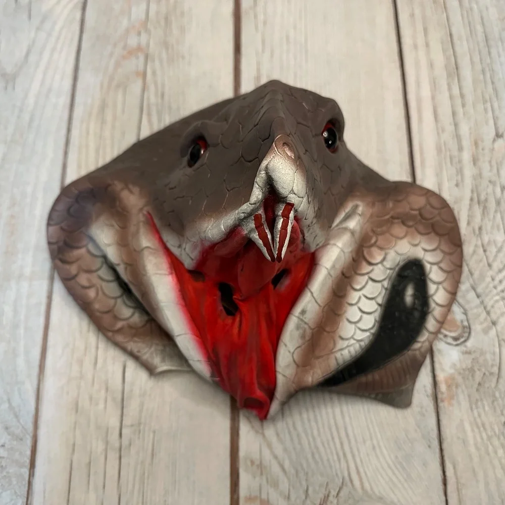 Realistic Cobra Mask - Animal Snake